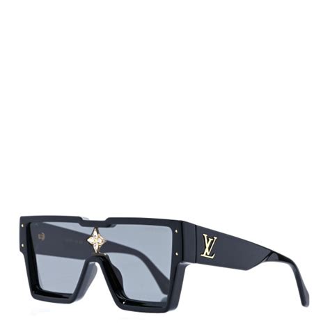 loui vuuitton crystal black sunglasses.